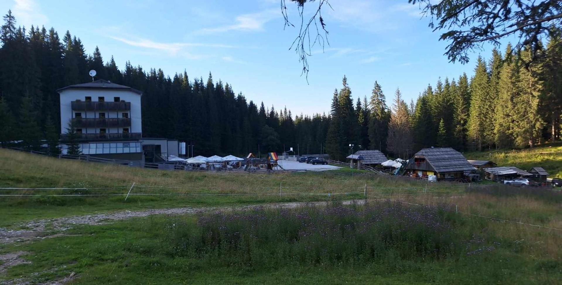 Apartma Anja Zgornje Gorje Exteriér fotografie